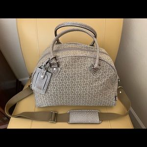 GUESS Duffle-Large-Very nice condition-Vintage